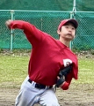 角田　静弥